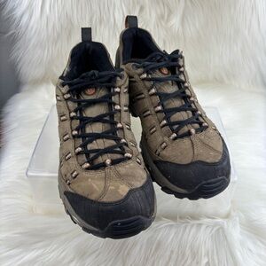 Merrell Hiking Athletic Shoes Brown and Black Trail Ready